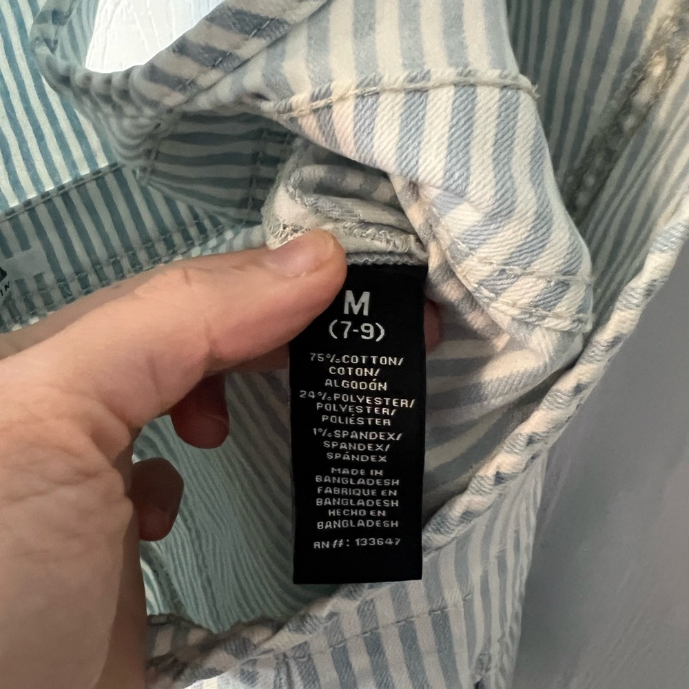 Striped Overalls with Button Front - Picture 4 of 5
